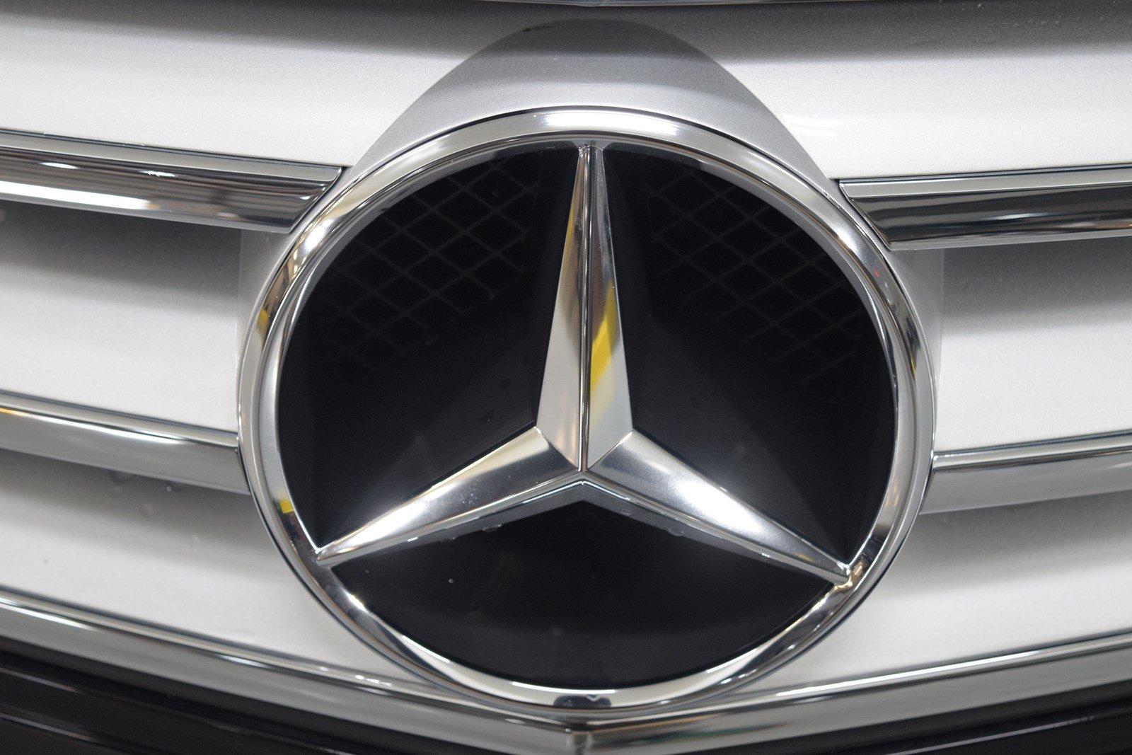 Used 2011 Mercedes-Benz C-Class C300 Luxury for sale Sold at Gravity Autos Marietta in Marietta GA 30060 9