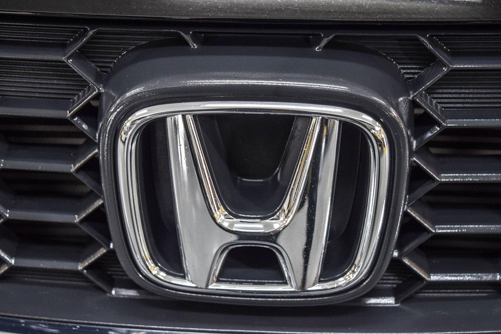 Used 2015 Honda Civic Sedan SE for sale Sold at Gravity Autos Marietta in Marietta GA 30060 10