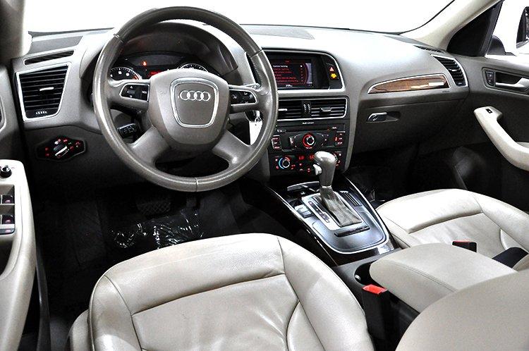 Used 2010 Audi Q5 Premium for sale Sold at Gravity Autos Marietta in Marietta GA 30060 11