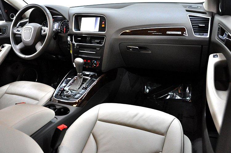 Used 2011 Audi Q5 3.2L Prestige for sale Sold at Gravity Autos Marietta in Marietta GA 30060 11
