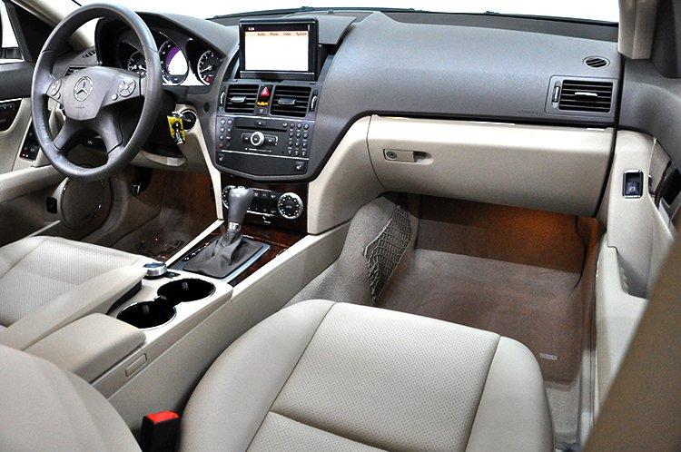 Used 2009 Mercedes-Benz C-Class 3.0L Luxury for sale Sold at Gravity Autos Marietta in Marietta GA 30060 13