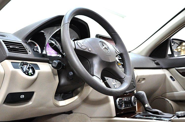 Used 2009 Mercedes-Benz C-Class 3.0L Luxury for sale Sold at Gravity Autos Marietta in Marietta GA 30060 14